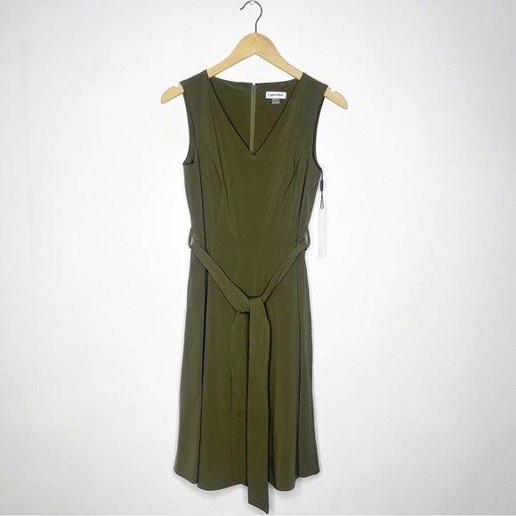 Calvin Klein Green Belted Dress Size 4 NWT - Picture 1 of 5